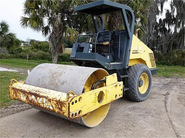 2002 BOMAG BW177D-3 Photo
