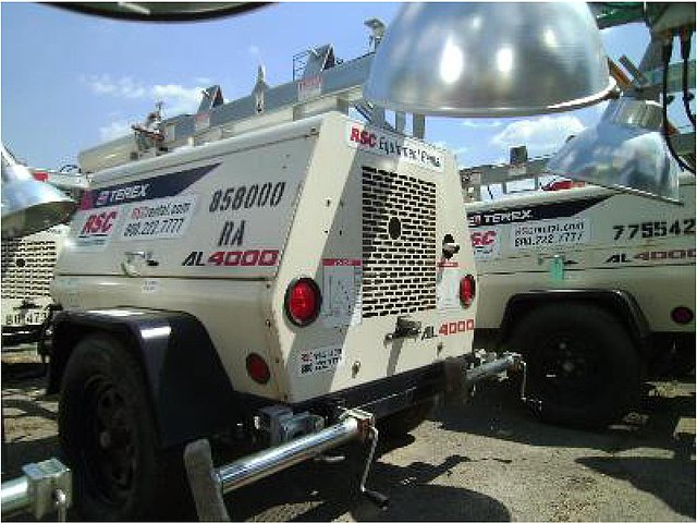 2011 AMIDA AL4000 Photo