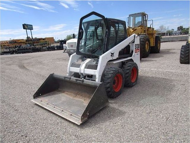 2011 BOBCAT S130 Photo