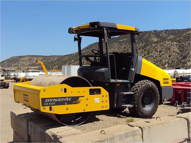 2015 ATLAS COPCO DYNAPAC CA1500 Photo