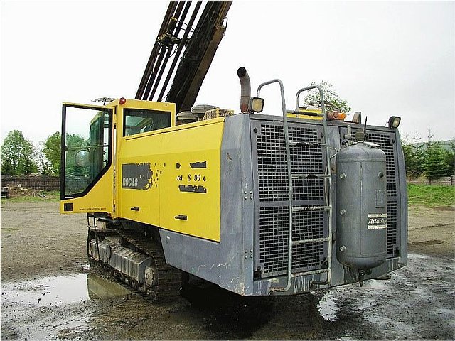 2001 ATLAS COPCO ROC L8 Photo