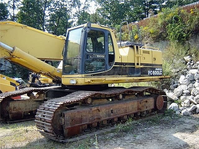 KOMATSU PC600 LC-6