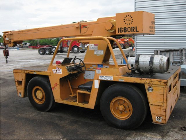1999 BRODERSON IC80-3F Photo