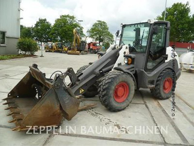 08 AHLMANN AX85
