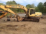 JOHN DEERE 690E LC Photo #2