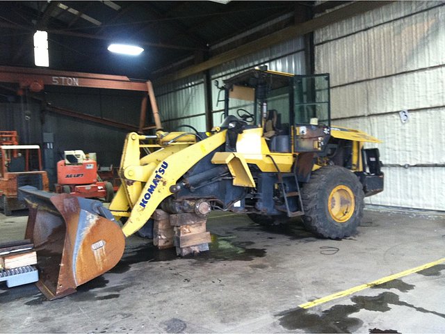 2005 KOMATSU WA250-5L Photo