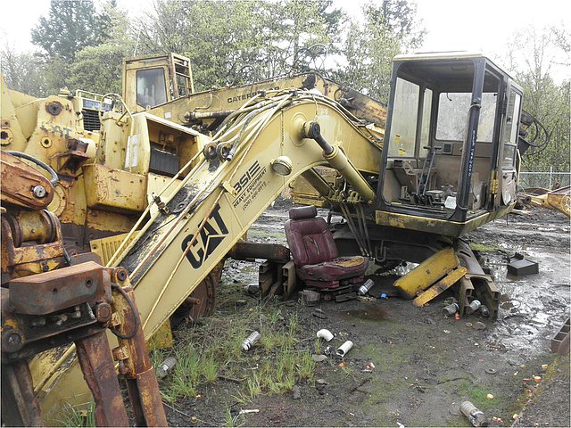 1990 CATERPILLAR E120B Photo