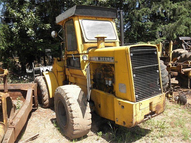JOHN DEERE 544B Photo
