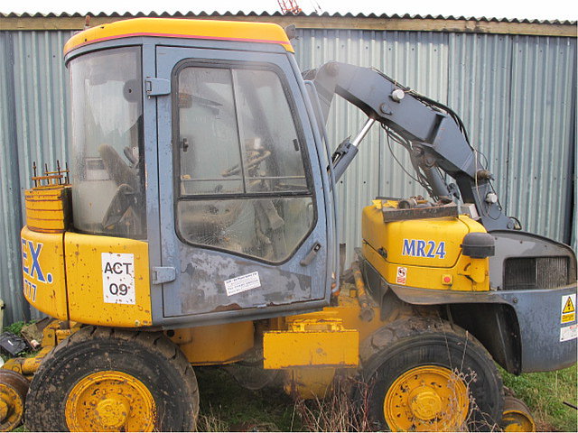 97 MECALAC 12MXT