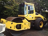 13 BOMAG BW211D-4
