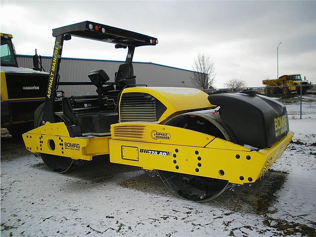 2010 BOMAG BW278AD-4 Photo