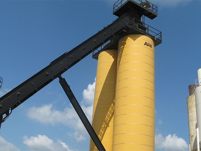 2005 ADM Photo
