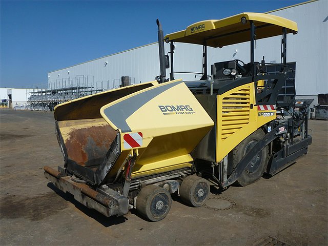 2010 BOMAG BF600P Photo