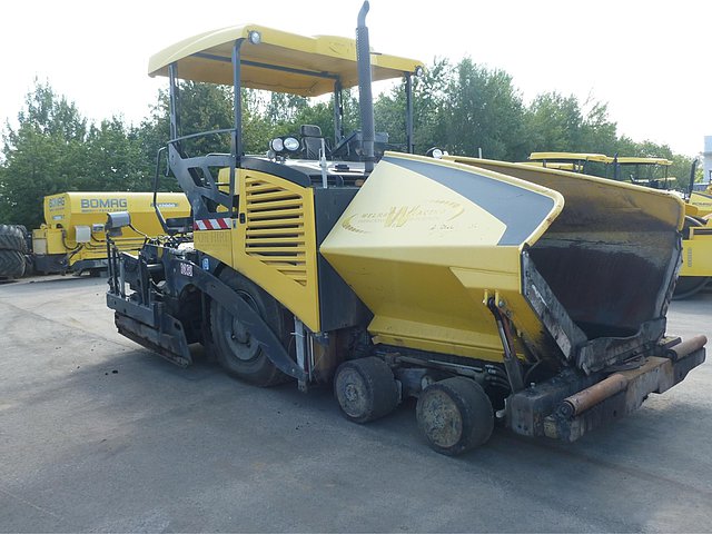 2010 BOMAG BF600P Photo