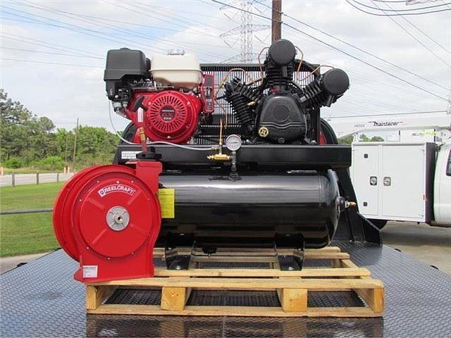 2014 AIR COMPRESSOR PUMA Photo