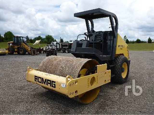 00 BOMAG BW177D-3