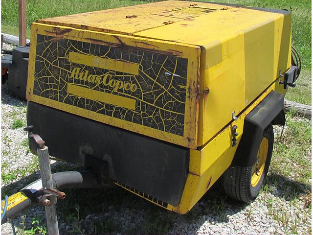 1990 ATLAS COPCO 185ACR Photo