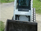 2009 BOBCAT T190 Photo #3