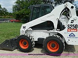 2010 BOBCAT S250 Photo #2