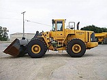 VOLVO L220E Photo #3