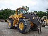 VOLVO L330E