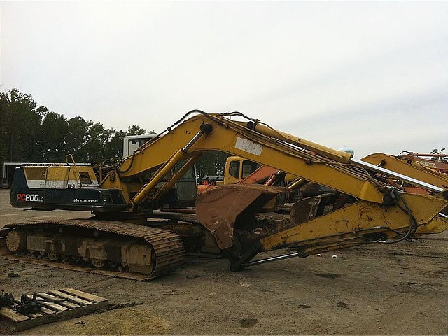 KOMATSU PC200 LC-5 Photo