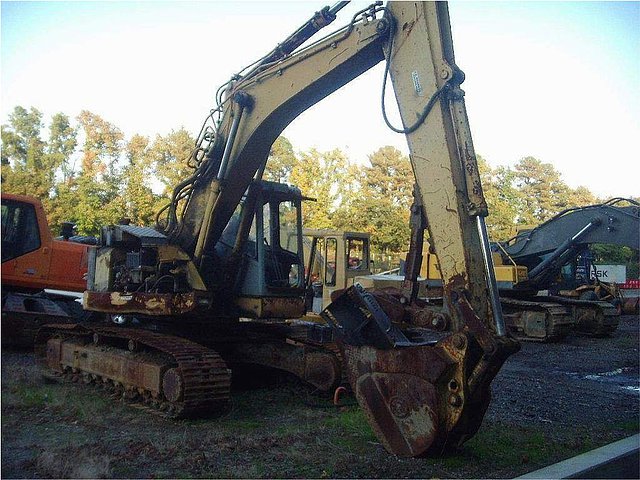KOMATSU PC228US LC-1 Photo