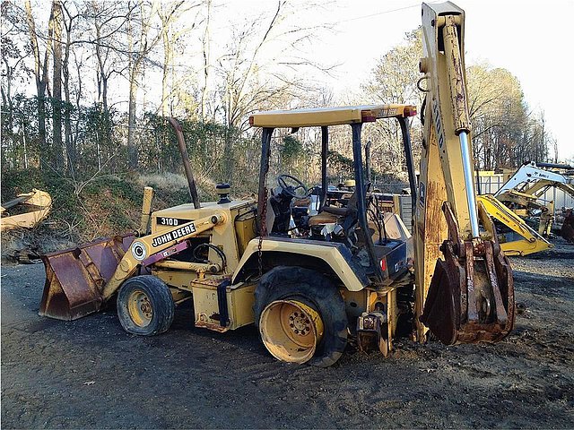 JOHN DEERE 310D Photo