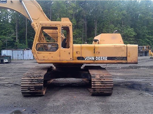 JOHN DEERE 892D LC