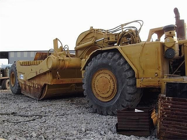 CATERPILLAR 651B Photo