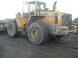 VOLVO L220D Photo #2