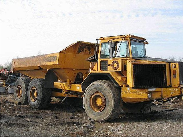 VOLVO A35 Photo