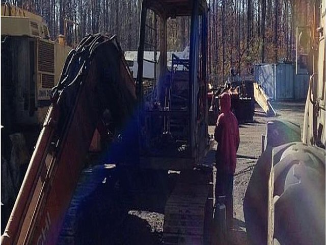 HITACHI EX120-5 Photo