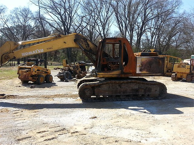 KOMATSU PC150 LC-6K Photo