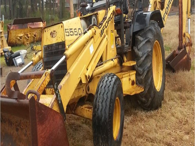FORD 555D Photo