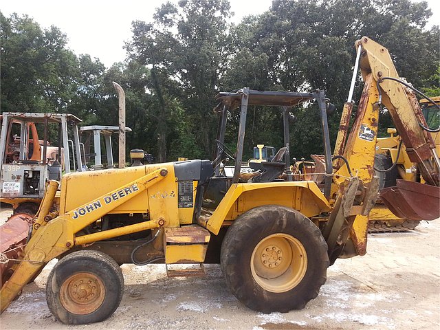JOHN DEERE 410B