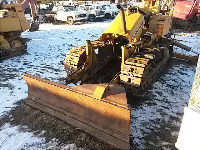JOHN DEERE 350 Photo