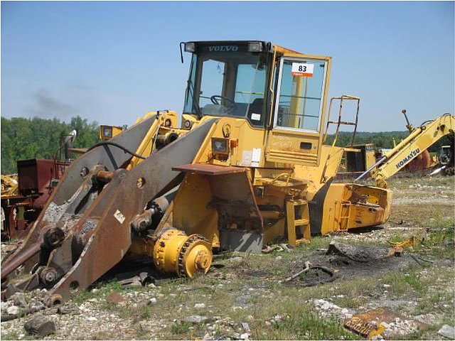 VOLVO L180C Photo