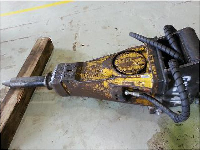 ATLAS COPCO SB450