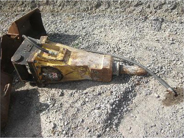 ATLAS COPCO SB450 Photo