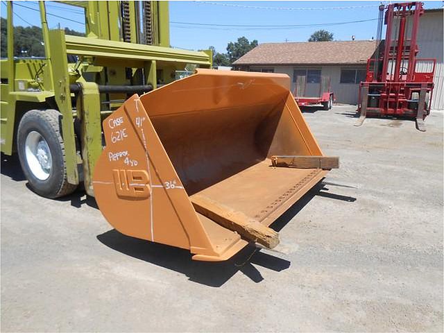 CASE 621E Photo