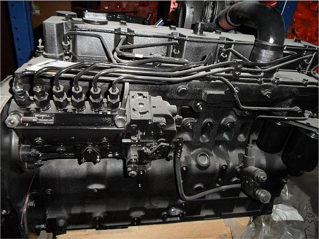 CASE / CNH 1660- 8.3T