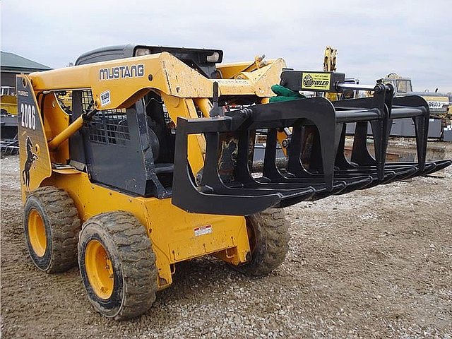 BOBCAT 1110 Photo