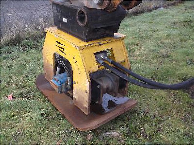 ATLAS COPCO HC409 Photo