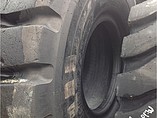 BRIDGESTONE 35/65R33