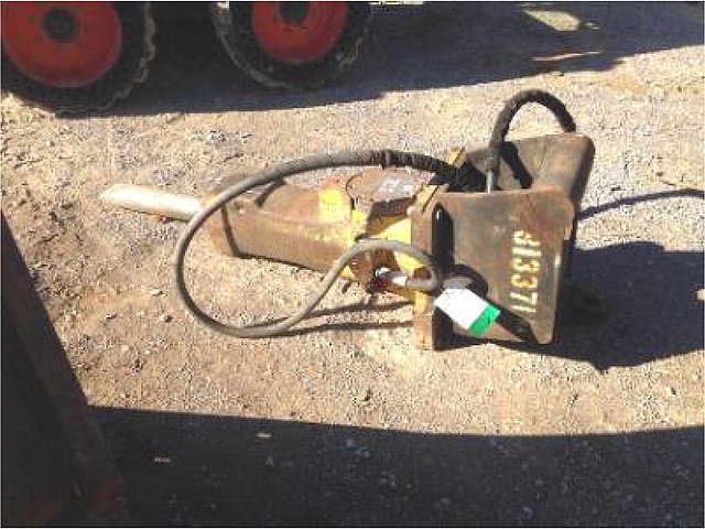 ATLAS COPCO SB452 Photo