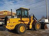 1999 CATERPILLAR IT24F Photo #2