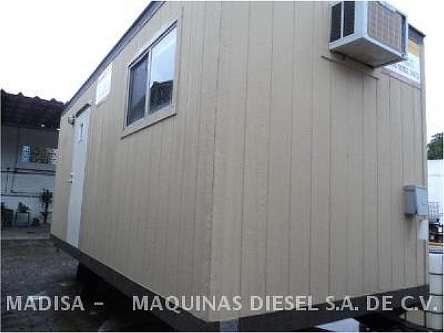 09 COMMOSA UM824DOR