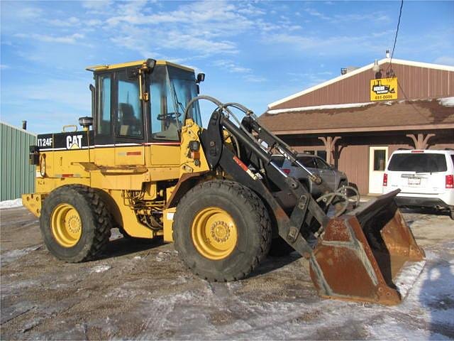 1999 CATERPILLAR IT24F Photo