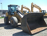 2011 CATERPILLAR 930H Photo #2
